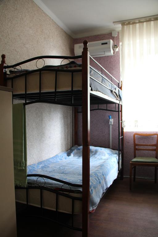 Hostel Retro Batumi Pokoj fotografie